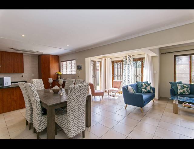 3 BEDROOM TOWNHOUSE FOR SALE IN RADIOKOP